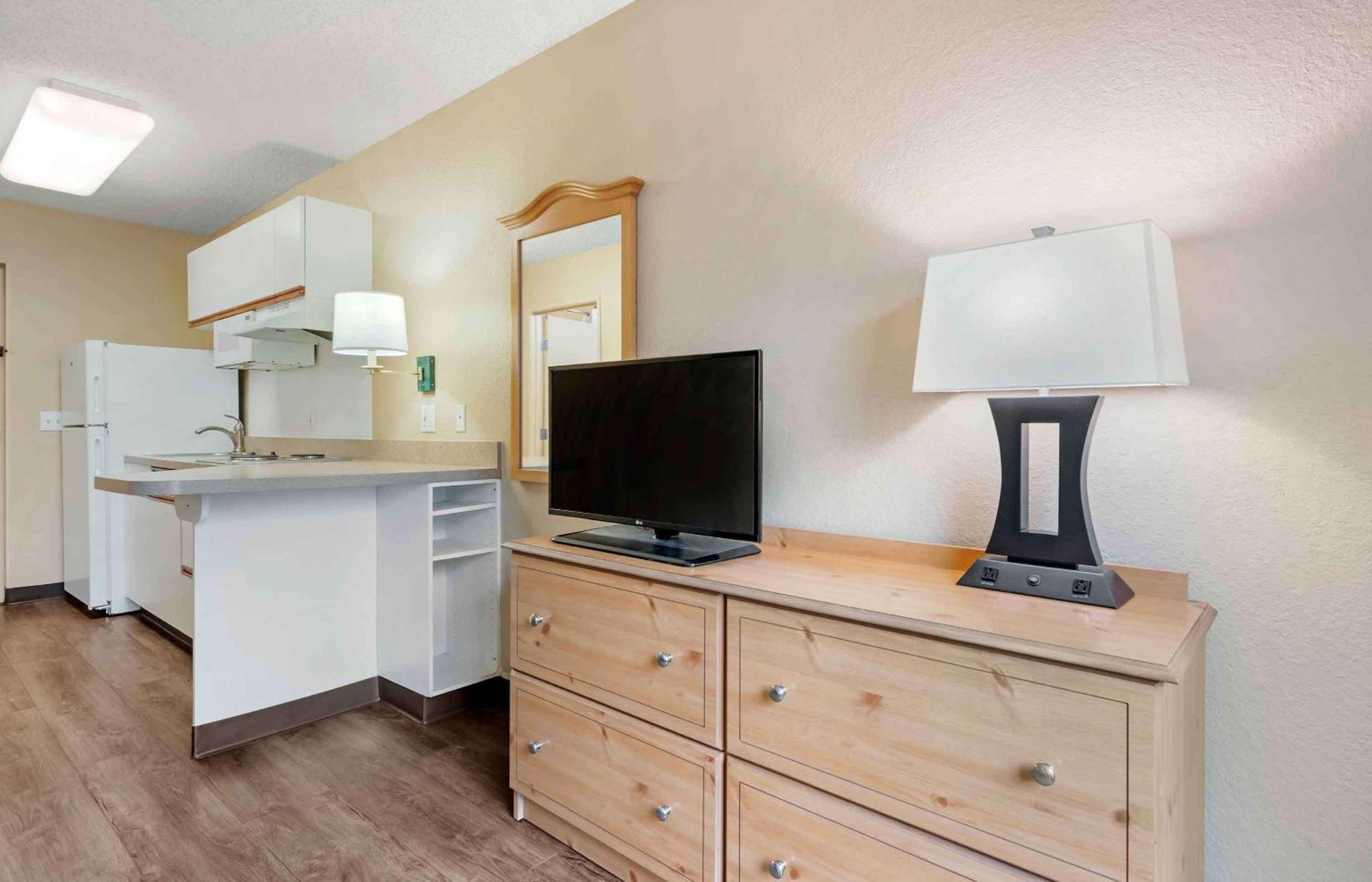 Extended Stay America Select Suites - Orlando - Southpark - Equity Row Esterno foto